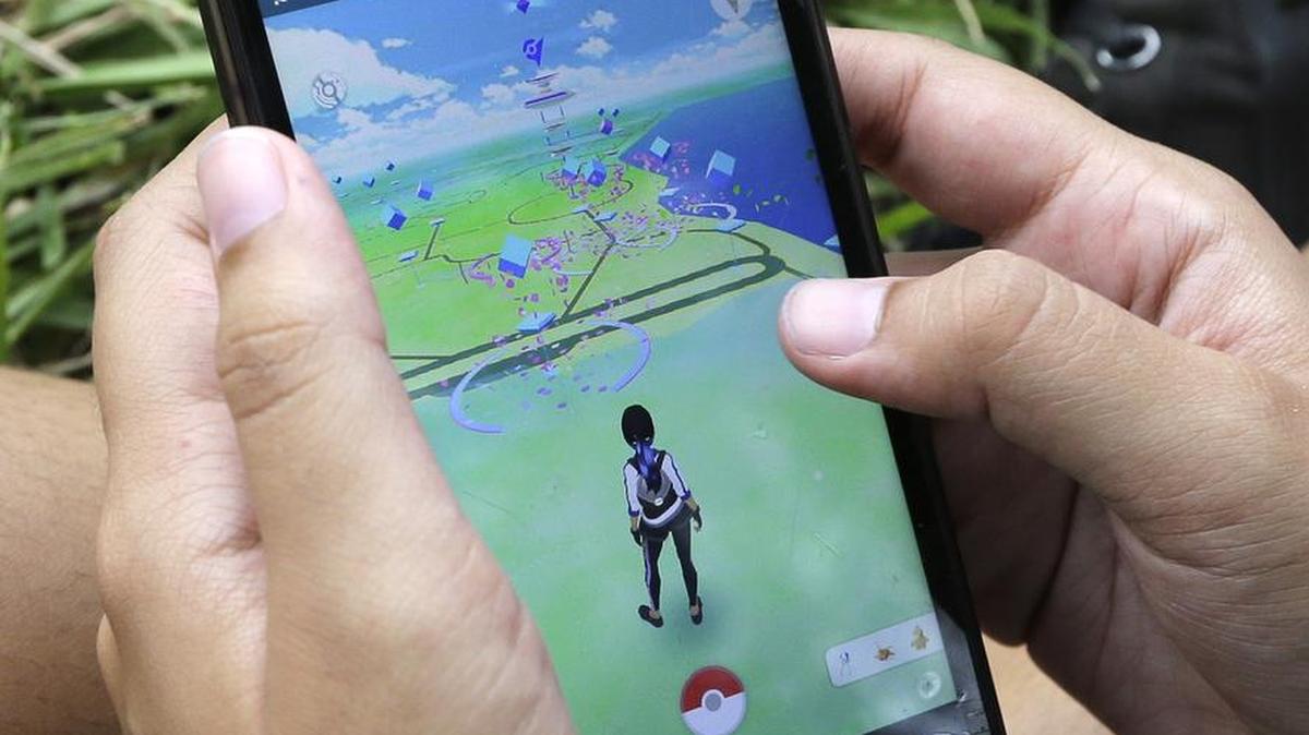 Manatee’s Parks and Natural Resources department hosted a PokeWalk  at Robinson Preserve in July 2016.
