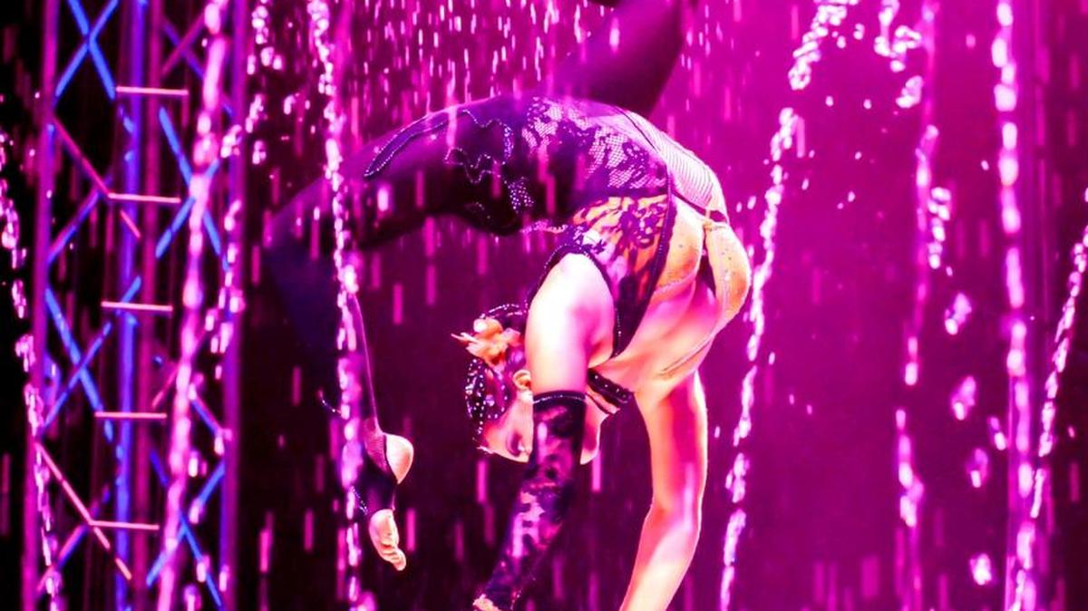 Cirque Italia’s Water Circus is in Palmetto through Monday. Cirque Italia is based in Sarasota but tours nationally, and features traditional European-style circus performed in, around and over huge pool.