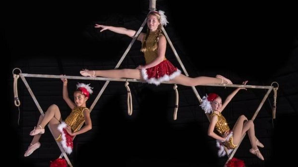Sarasota’s Sailor Circus presents 100 student circus performers in “The High-Flying Holidays.”