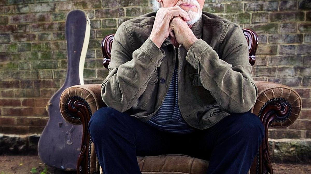 Pop-country superstar Kenny Rogers plays Friday at the Van Wezel Performing Arts Hall in Sarasota.