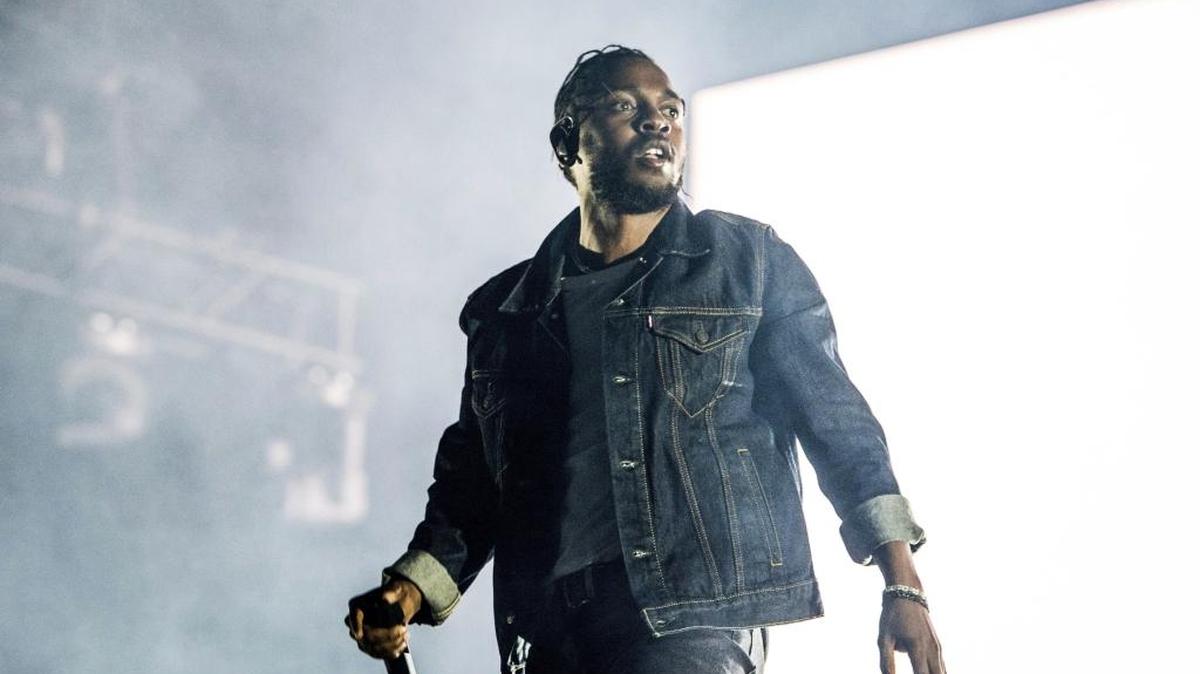 Fresh from his big wins at the MTV Video Music Awards, Kendrick Lamar brings his The Damn Tour to Amalie Arena in Tampa on Friday.