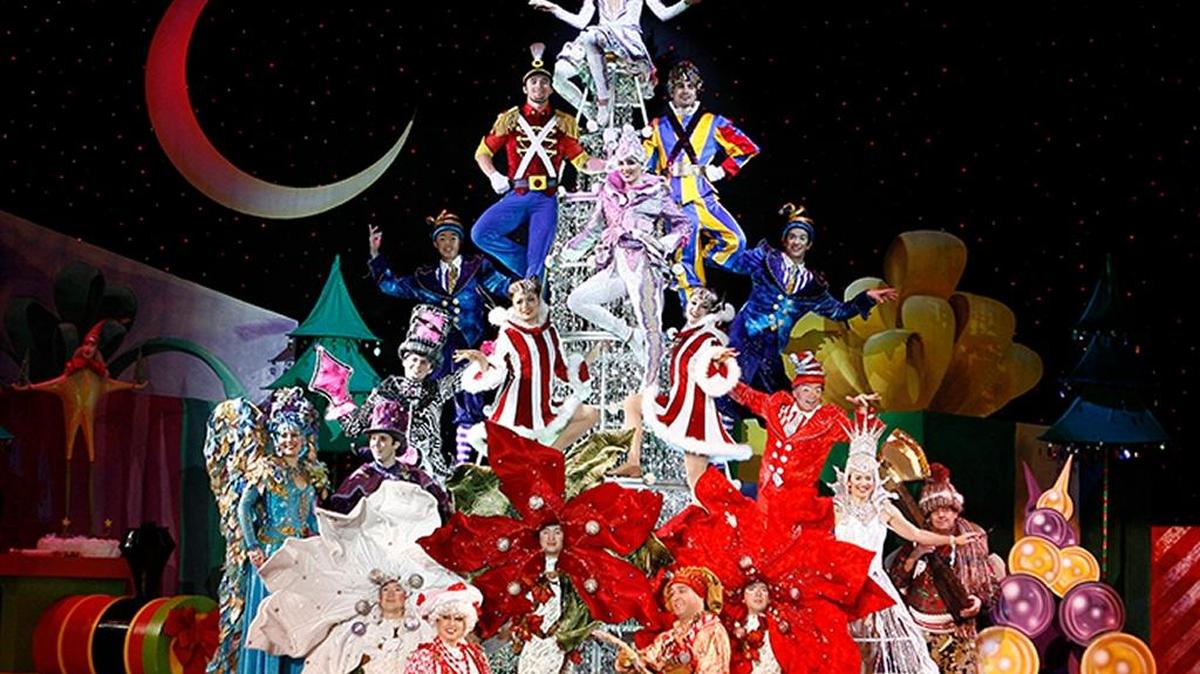 A scene fro “Cirque Dreams Holidaze,” at Van Wezel Performing Arts Hall in Sarasota Thursday.