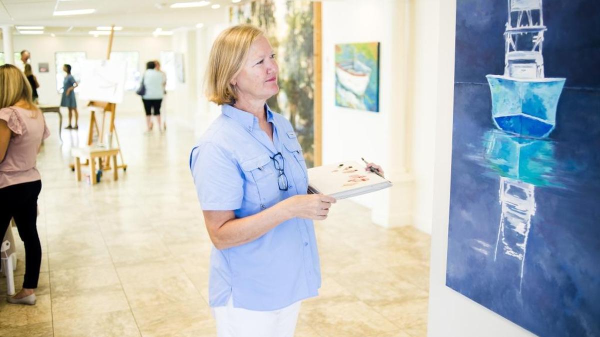 Bradenton artist Edana Davis hosts a painting demonstration Thursday afternoon in The Studio at Gulf and Pine on Anna Maria Island.