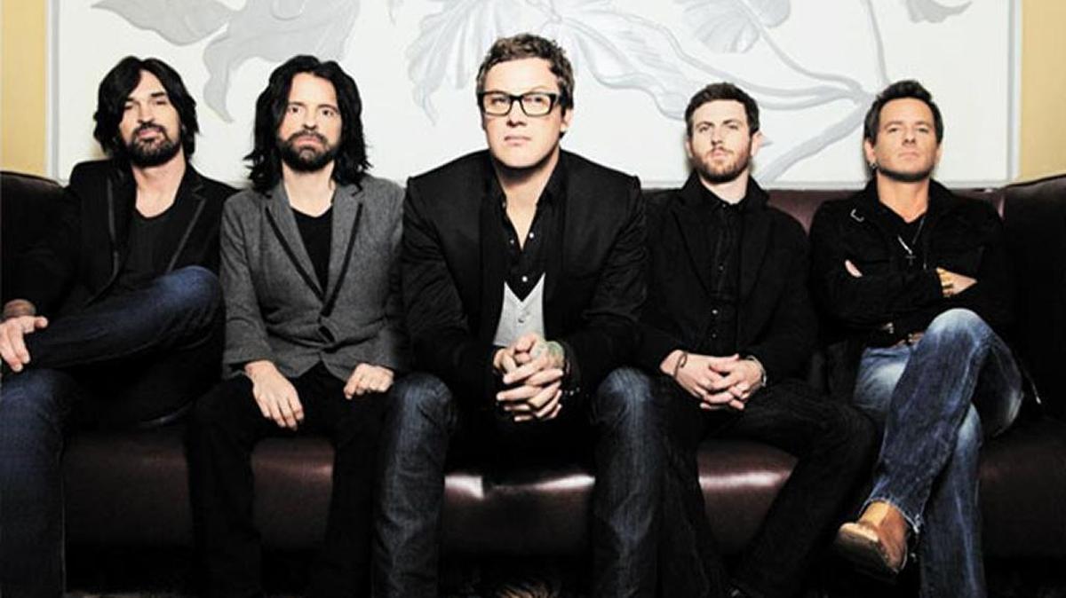 Seattle-based hard rock band Candlebox, led by singer Kevin Martin, play at District 3 in Tampa.