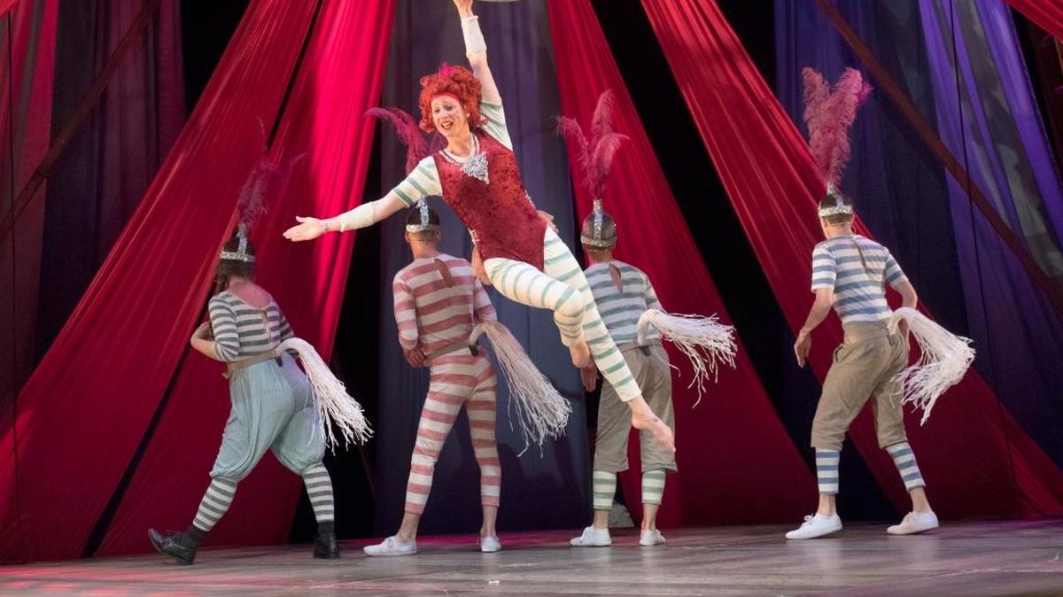 Nikki Warwick in Asolo Rep’s production of “Hetty Feather.”
