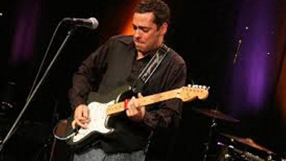 Miami-based bluesman Albert Castiglia is among the national acts set for Saturday’s Giving Hunger the Blues at Van Wezel in Sarasota.