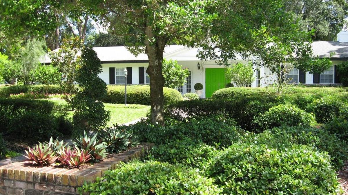 The Manatee River Garden Club, 3120 First Ave. W., Bradenton, is holding its annual Standard Flower Show featuring designs, horticultural displays and artistic crafts reflecting the unique artist Salvador Dali, 1-4 p.m. Nov. 11 and 10 a.m.-4 p.m. Nov. 12.
