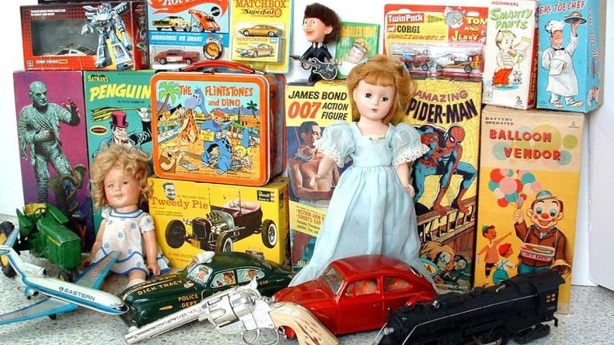 Gulf Coast Trader will host the 2016 Manatee Toy and Doll Show, a unique sale Friday and Saturday featuring a large variety of vintage, antique and modern dolls, toys and collectibles at Peridia Golf and Country Club, 4950 Peridia Blvd. E., Bradenton.