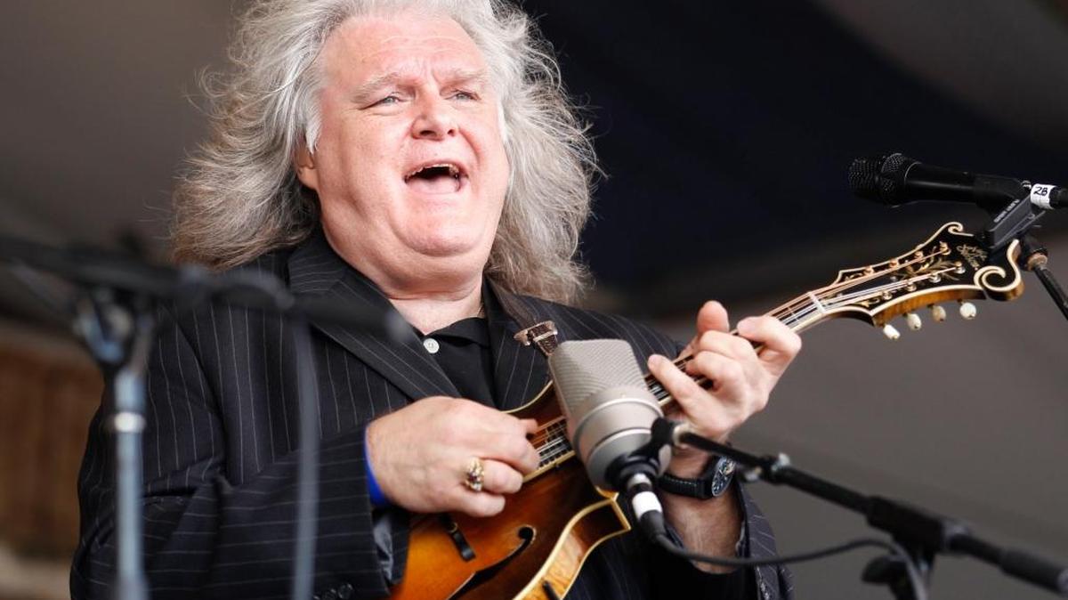 Bluegrass and country artist Ricky Skaggs with Kentucky Thunder will play Friday at the Manatee County Fair.