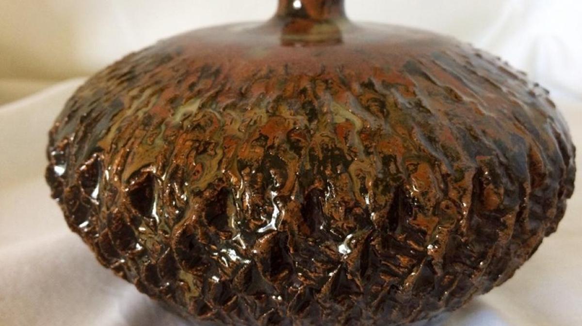 The ArtCenter Manatee will hold a holiday craft sale 10 a.m.-4 p.m. Dec. 8-9 featuring hundreds of unique ceramic art objects created by dozens of local artists.