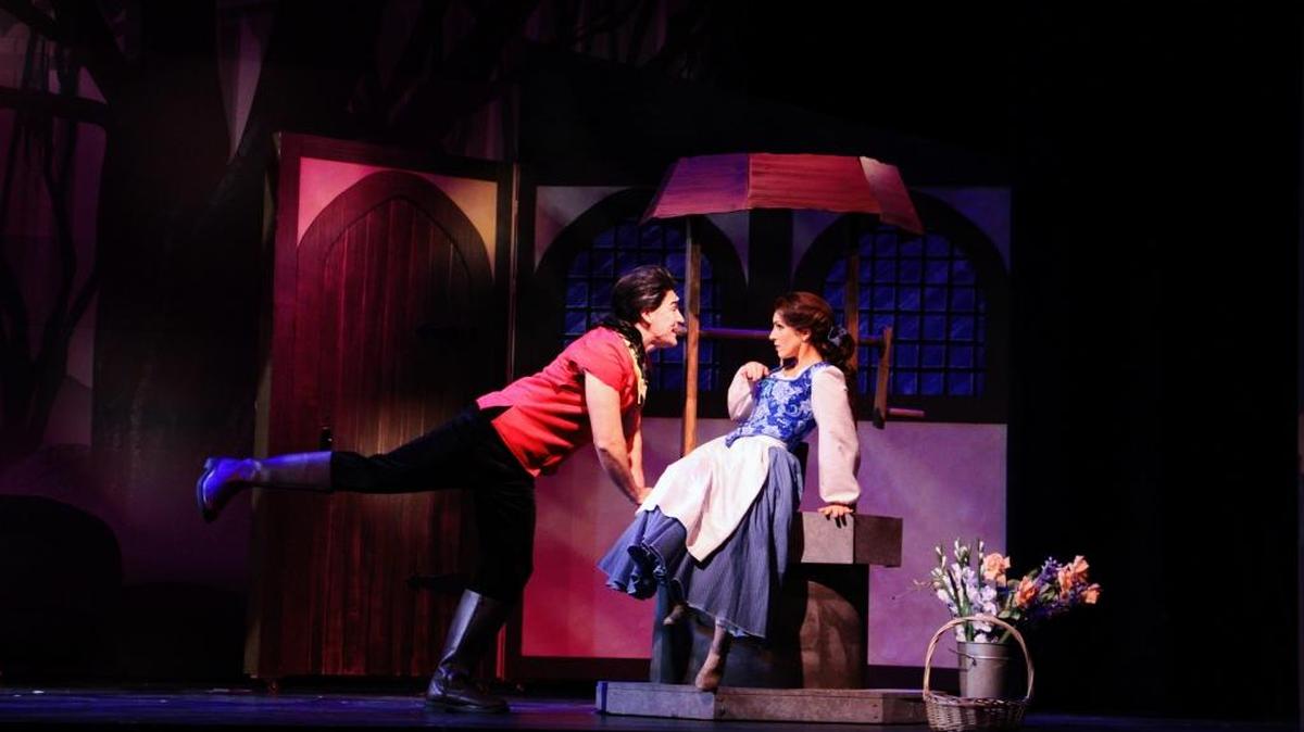 Brian Rudolph and Melanie Bierweiler star in the Manatee Players’ production of “Beauty and the Beast.”