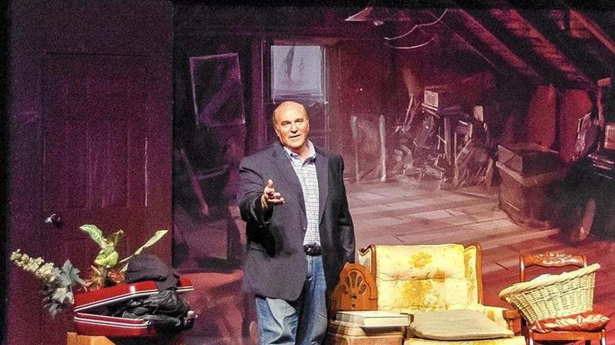 Steve Solomon stars in “Cannoli, Latkes and Guilt! The Therapy Continues.”