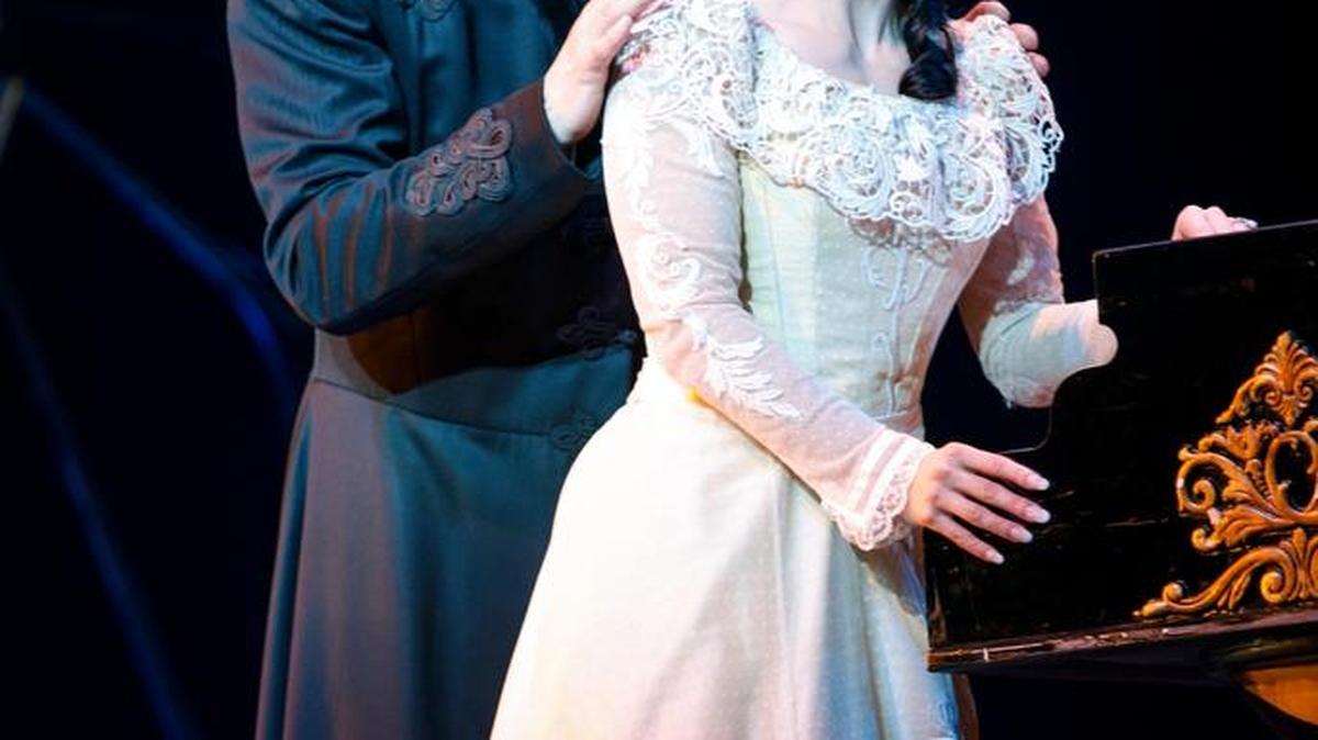Gardar Thor Cortes (“The Phantom”) and Meghan Picerno (“Christine Daaé”) star in “Love Never Dies.”