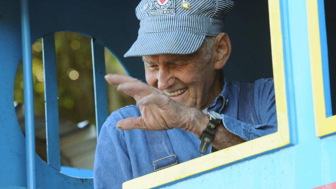 Thomas the Tank Engine makes a stop in Parrish 