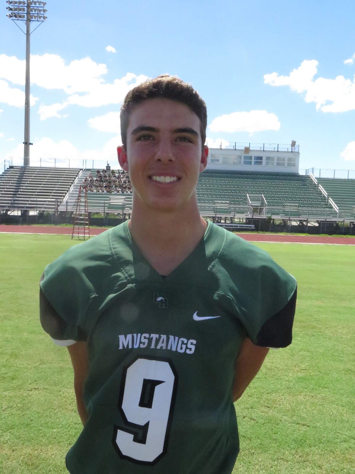 Lakewood Ranch quarterback George Davis