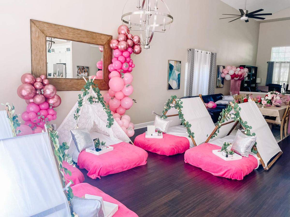 “Paris’’ was the theme of this slumber party arranged by St. Pete Slumber Company.