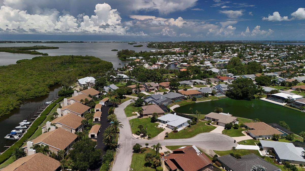 A bird’s eye view of homes in West Bradenton. A recent report shows the Manatee County housing market is shifting towards buyer’s favor.
