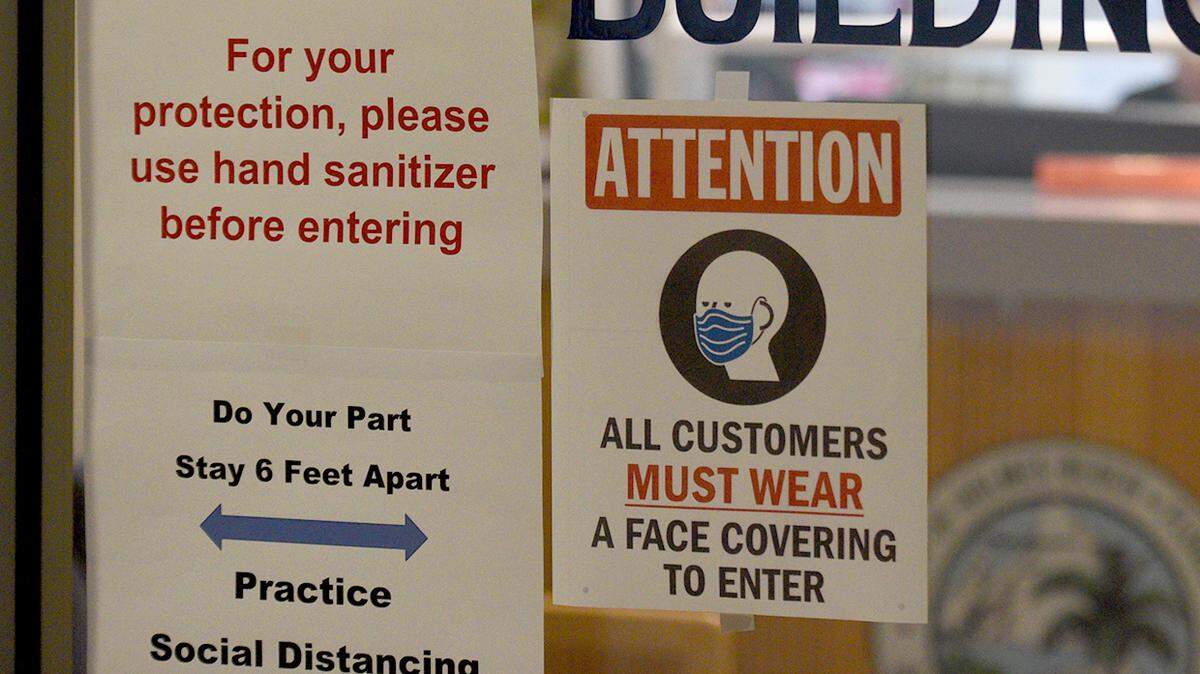Small businesses throughout Manatee County may be eligible for up to $5,000 in CARES Act funding that could help pay for supplies, equipment and materials needed to reopen their stores amid the coronavirus pandemic.
