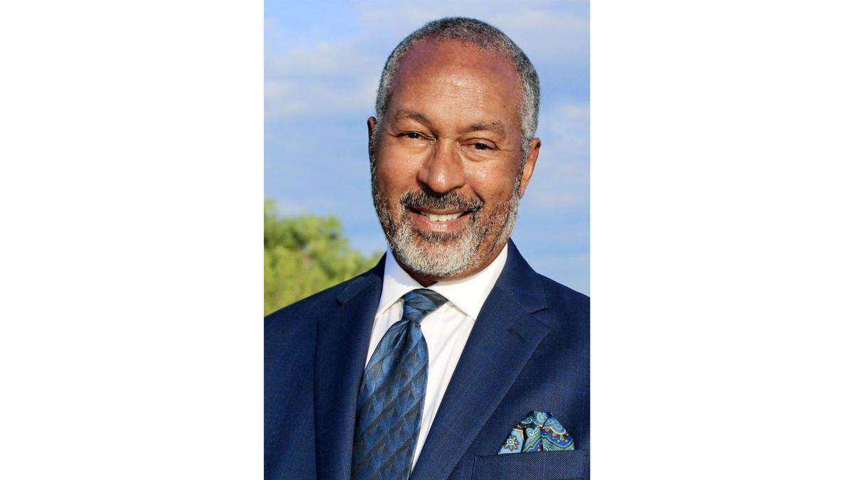 Manatee County resident Glenn Pearson is a Democratic candidate for Congressional District 16.&nbsp;