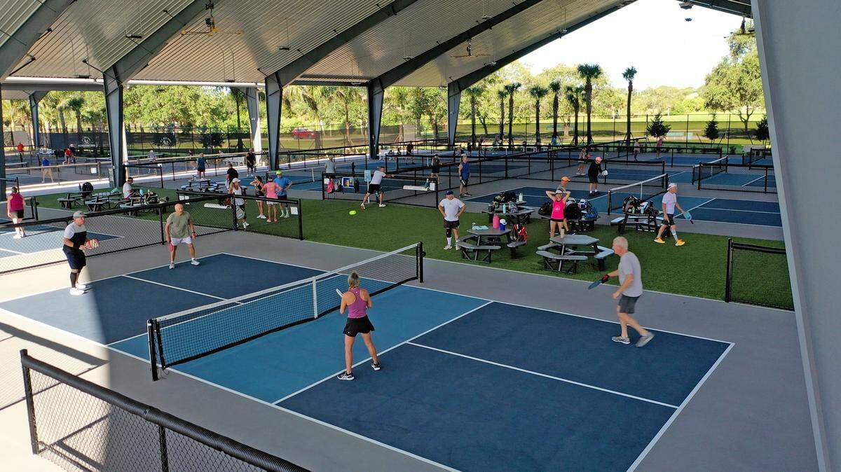 The Bradenton venue’s courts at the C.V. Walton Racquet Center made Pickleball Magazine’s 25 Great Places to Play Pickleball list.
