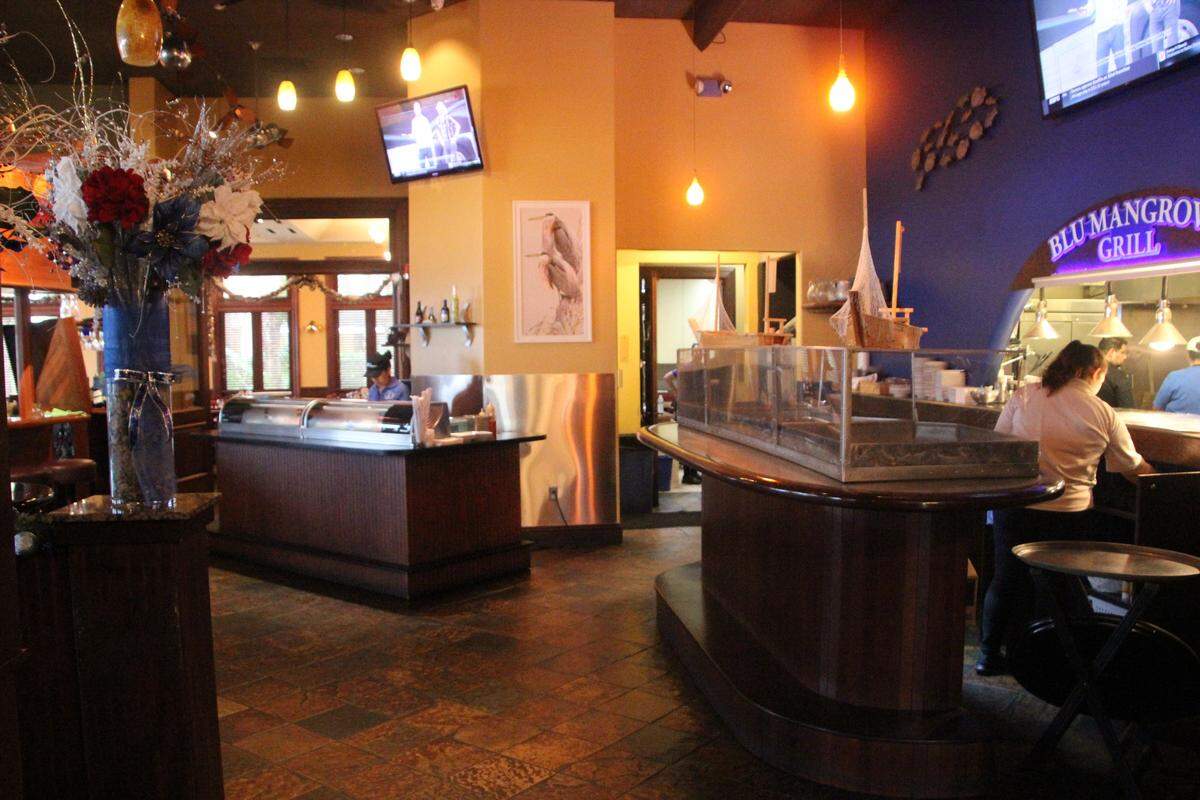 The Blu Mangrove Grill in Palmetto has new owners and is being renamed Riviera Dunes Dockside. The restaurant is expected to close for a few days in January before reopening.