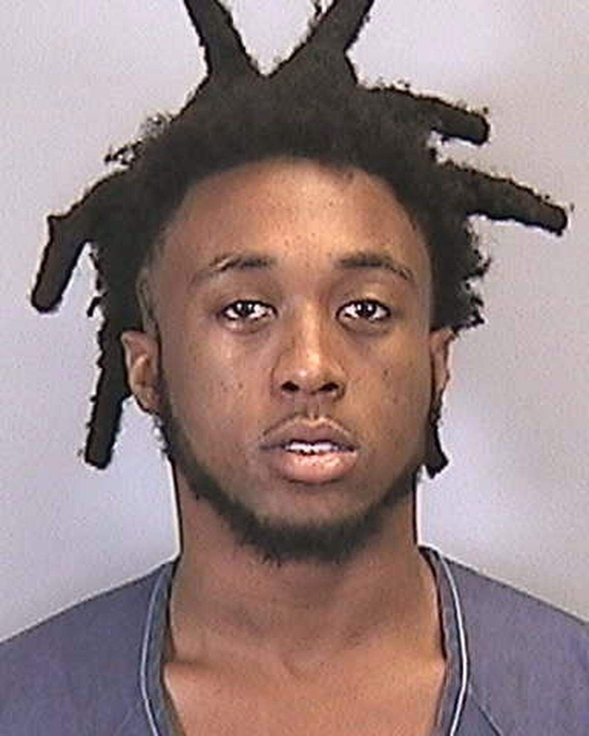 Tawon Riley, probation violation, no bond.