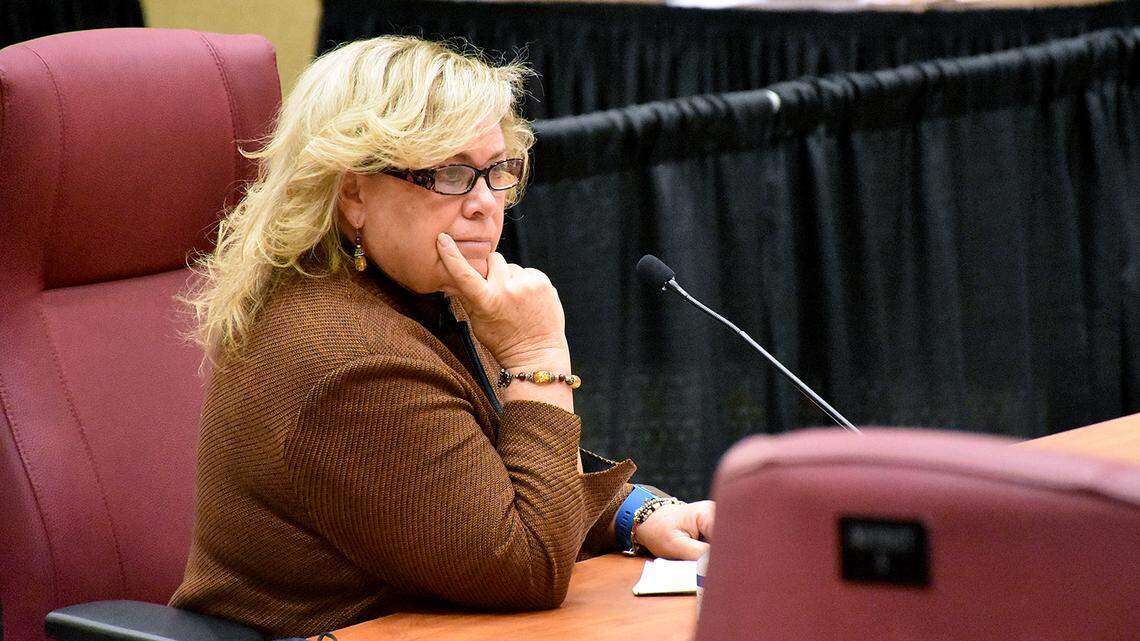 Manatee commissioners’ move to fire Coryea ‘smells pretty bad’ | Letter to the editor