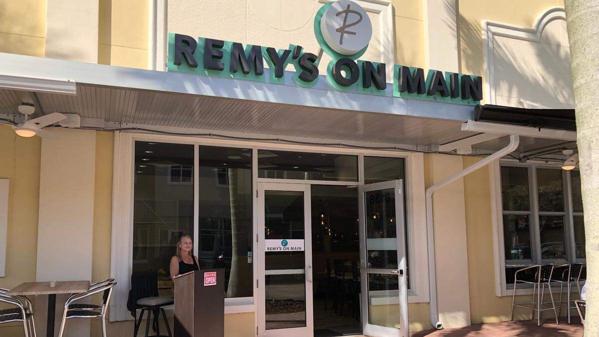 1/10/2022--Bringing  Remy’s on Main to 8138 Lakewood Ranch Main St. are restaurant veterans Larry and Barbara Remington, who previously operated restaurants in Michigan.