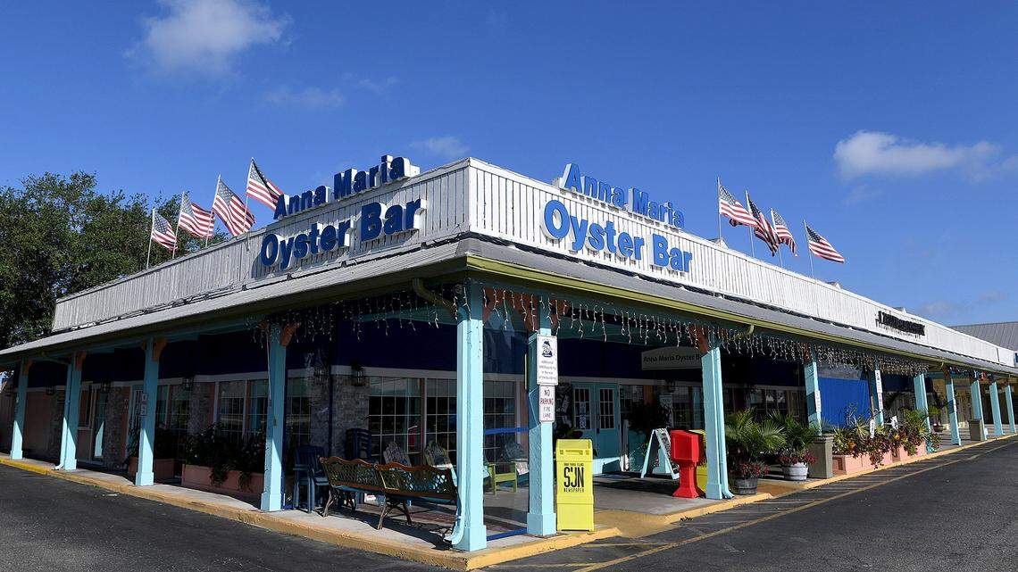 Popular Bradenton seafood restaurants report COVID-19 cases. They will stay open