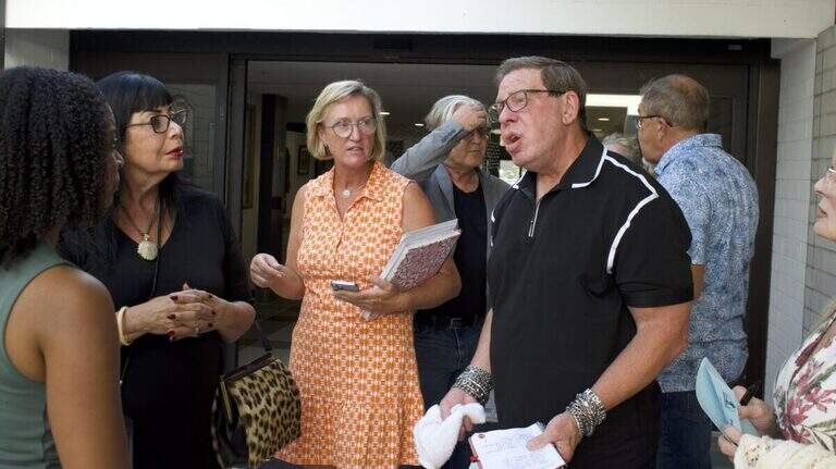 Sarasota holds parking open house without public comment. Chaos ensues