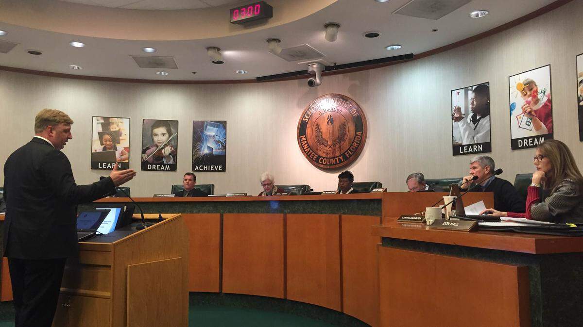 Scott Leopold, of DeJong-Richter, presents options to the Manatee County School Board to help better balance enrollment across the district during a special workshop on Tuesday. MEGHIN DELANEY / Bradenton Herald