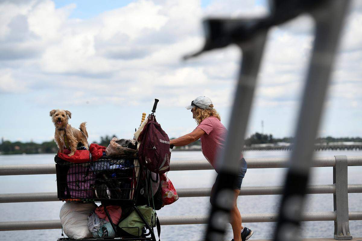 The Riverwalk expansion in downtown Bradenton connects shops, cultural venues, restaurants and bars. It also provides a picturesque way to walk, ride or scooter along the Manatee River.
