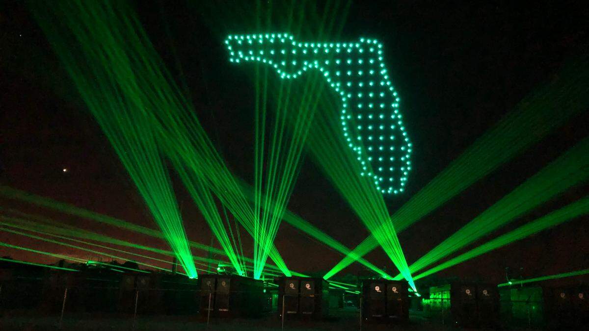 12/13/2021--A spectacular sound and light show powered by a solar-powered battery wowed spectators Monday night at FPL’s solar energy plant in Parrish. The power for the night show was collected from the sun during the day and stored in battery, the world’s largest.