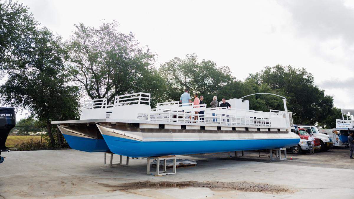 A water taxi service could begin ferrying riders between downtown Bradenton and locations on Anna Maria Island as soon as July.