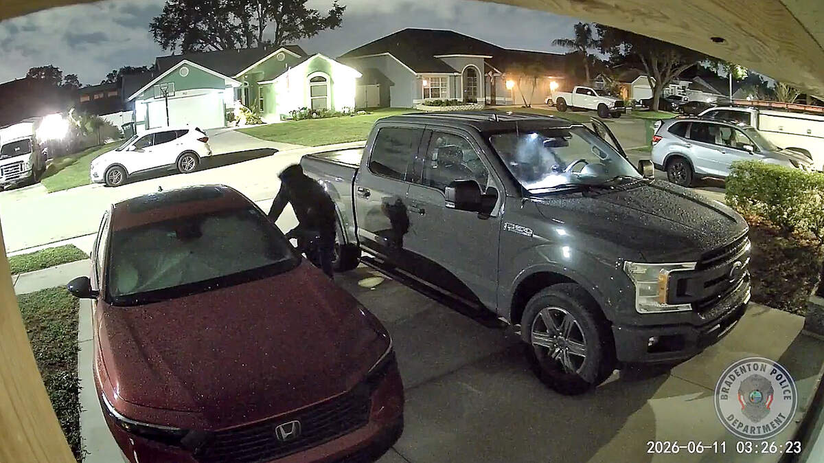Manatee officials offer tips after unlocked cars targeted in recent burglaries