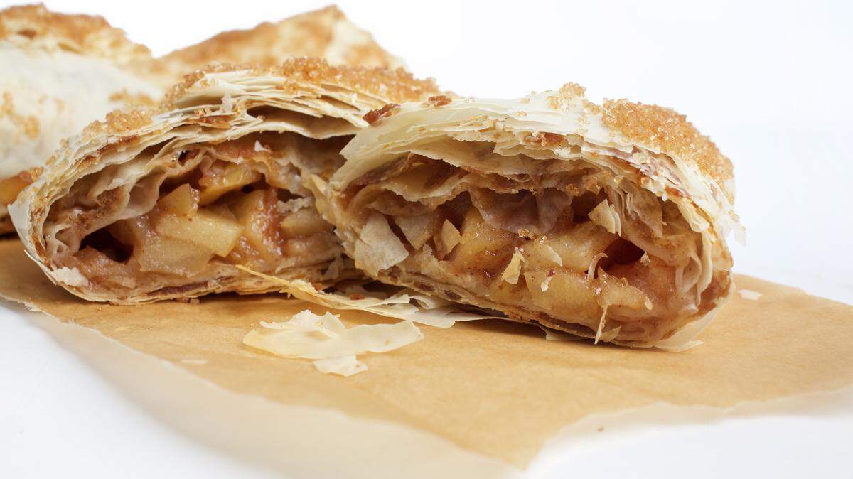 DEB LINDSEY/THE WASHINGTON POSTApple-Ginger Phyllo Turnovers