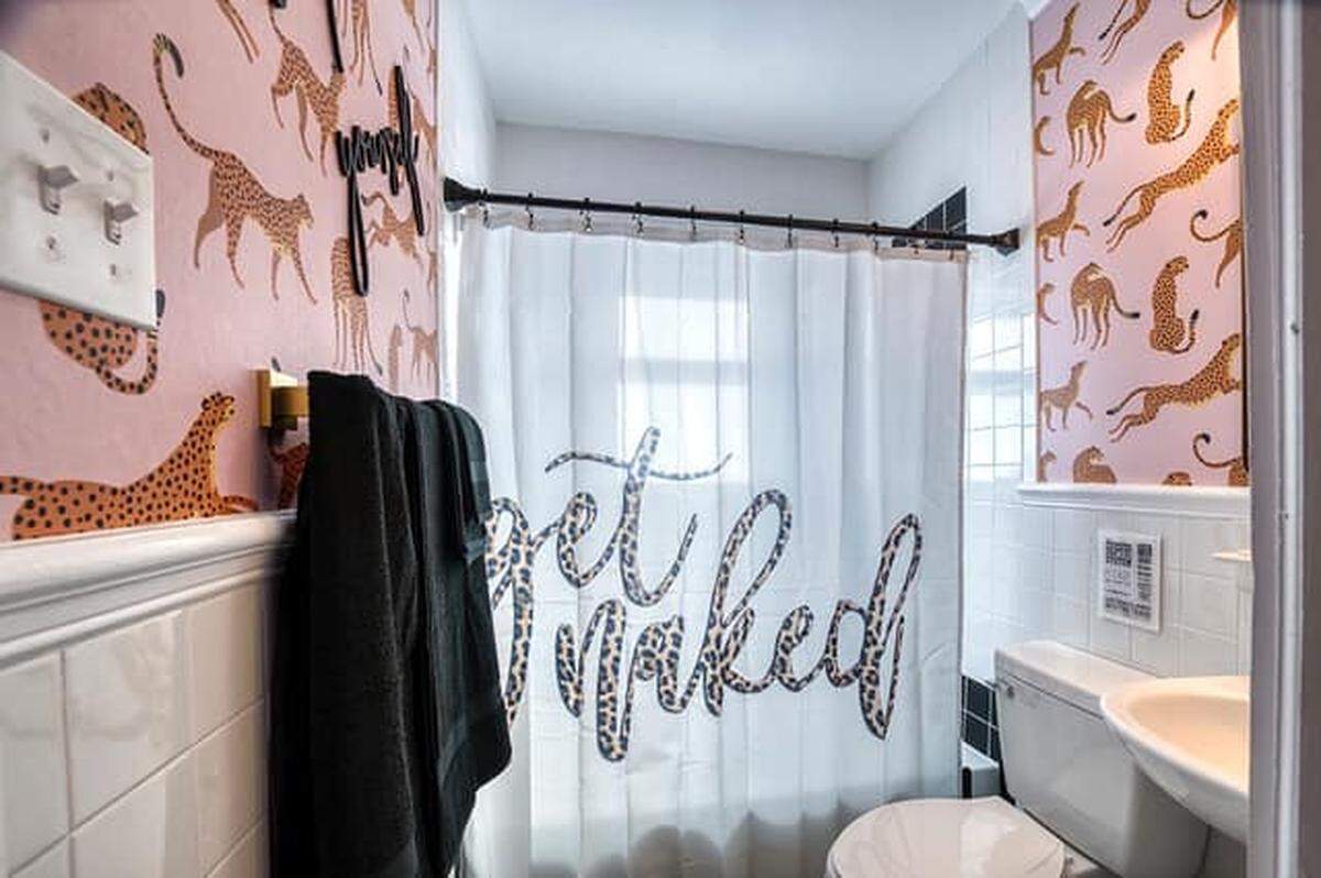 A luxury Airbnb home in West Bradenton is catching eyes with its bold decor after it was recently listed for sale.