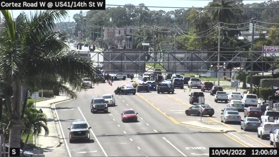 65-year-old dies after pickup truck hit bicyclist on US 41 in Bradenton, FHP says