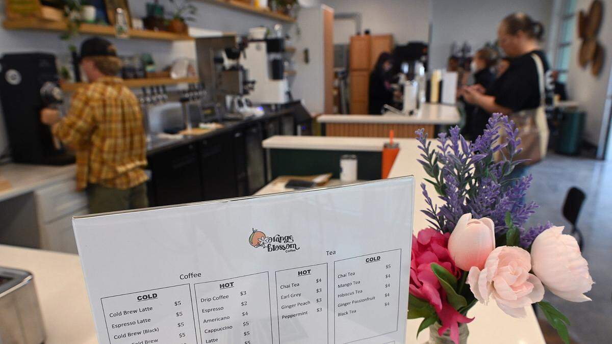 Orange Blossom Coffee opened this week on Old Main Street in the City Centre Building, and quickly had folks lining up to get their fix of coffee or tea, hand-crafted by a barista.