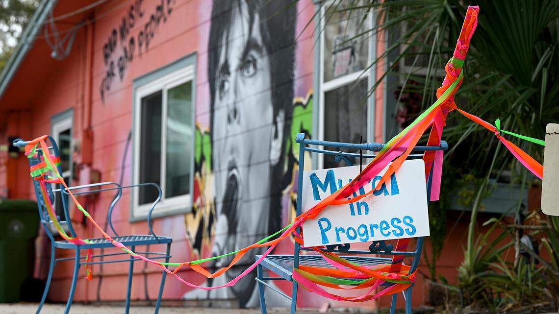 Village of the Arts debuts mural festival after street art removal. What to know
