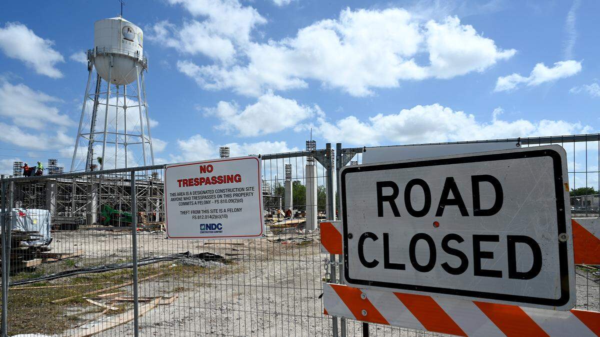 Construction is underway on the new Bradenton Police Department headquarters on 6th Ave. W. between 2nd and 3rd St. W. on April 4, 2025. The new complex will feature updated technology and its own parking structure. The opening is projected for 2026.