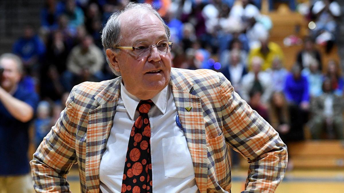 After more than 800 wins over a 35-year career coaching girls basketball at Southeast High, Coach John Harder has been inducted into the FHSAA Hall of Fame.