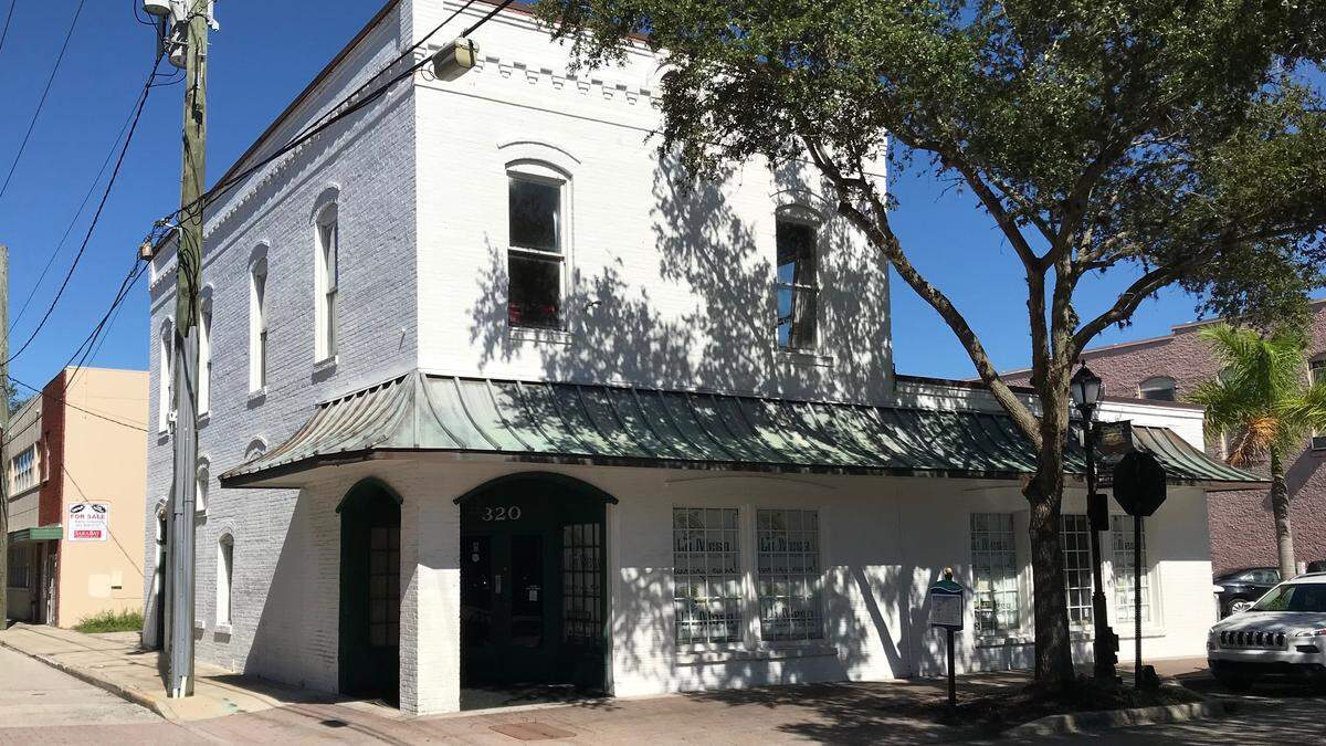 A Paddy Wagon Irish Pub is planned for this location at 320 Old Main Street in downtown Bradenton.