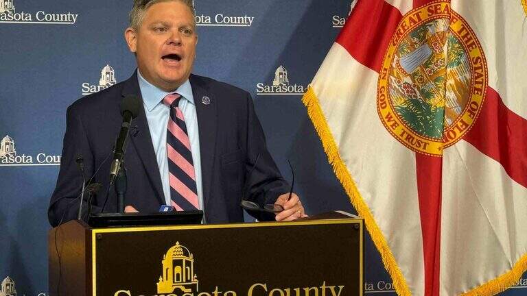 Sarasota County slows down hiring as Amendment 3 vote nears