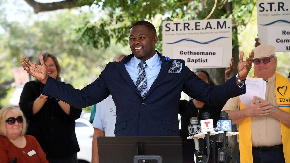 Rev. Eric Reaves of the Gethsemane Baptist Church in Bradenton speaks with other faith leaders during a press conference to commend State Attorney Ed Brodsky for adopting a pre-arrest diversion program in Sarasota for non-violent misdemeanors on October 26, 2022. The group of leaders, called STREAM, are calling upon Sheriff Wells to adopt the program in Manatee County.