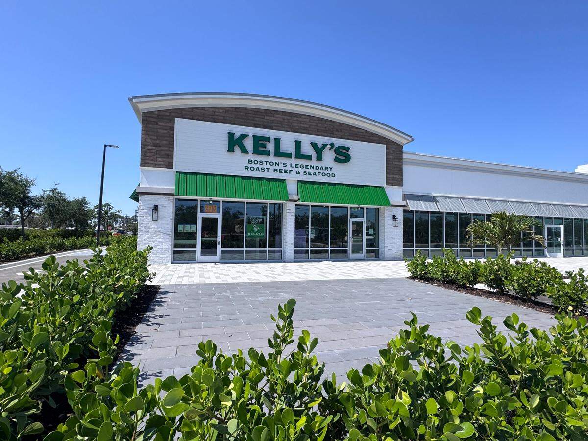 Kelly’s Roast Beef, which began in 1951 in the Boston area, is opening Tuesday, May 6, 2025 at 11 a.m. in the Creekside Commons shopping plaza at 8710 U.S. 301 North in Parrish.