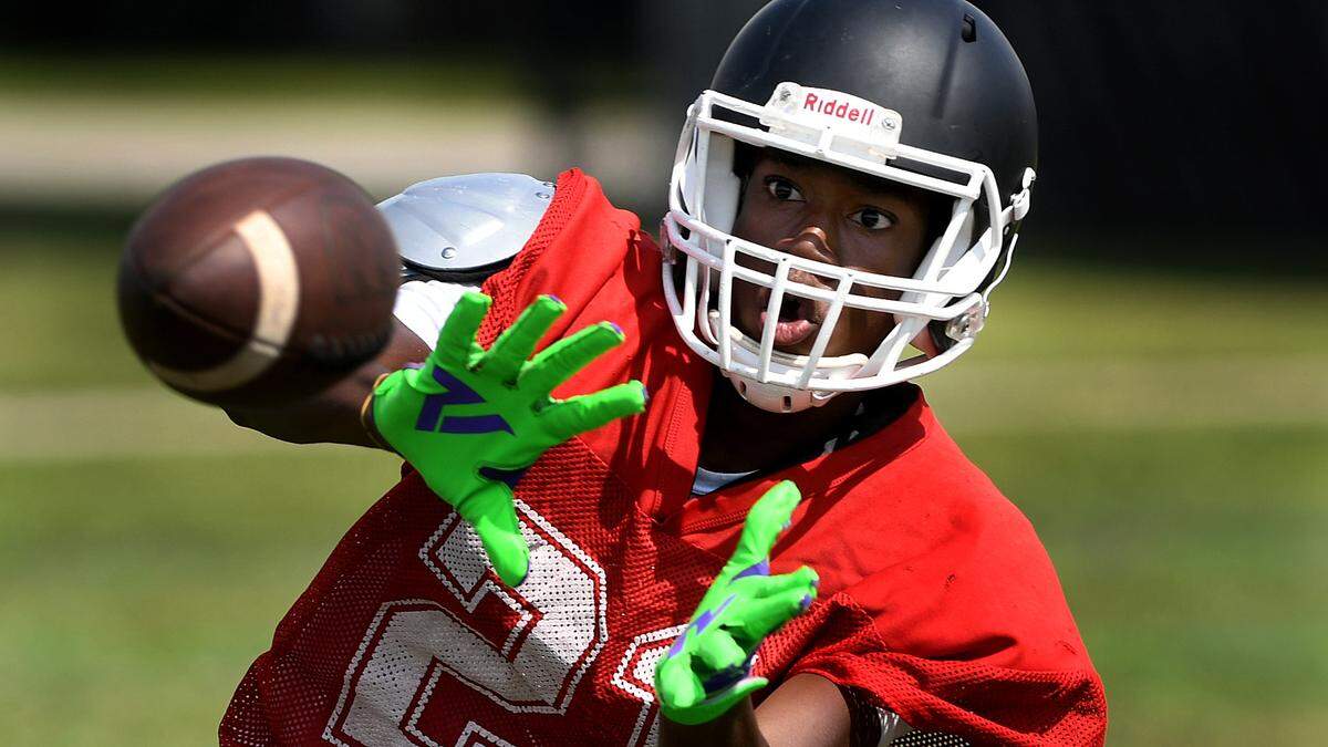 Varsity and Jr. Varsity took to Palmetto’s practice field August 17, 2022, with Coach Dave Marino in preparation for the season start of football.