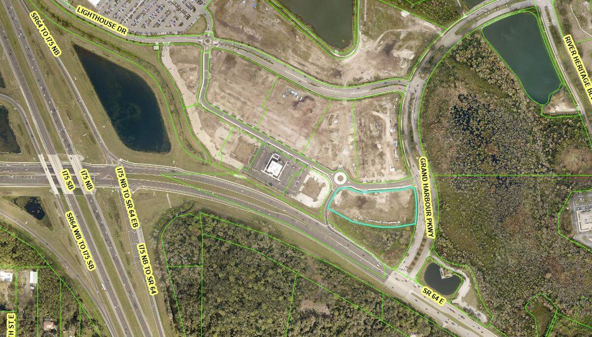 A map shows where a new Portillo’s restaurant is proposed off State Road 64 and Grand Harbour Parkway in The Marketplace at Heritage Harbour, a retail center under development near Bradenton and Lakewood Ranch.