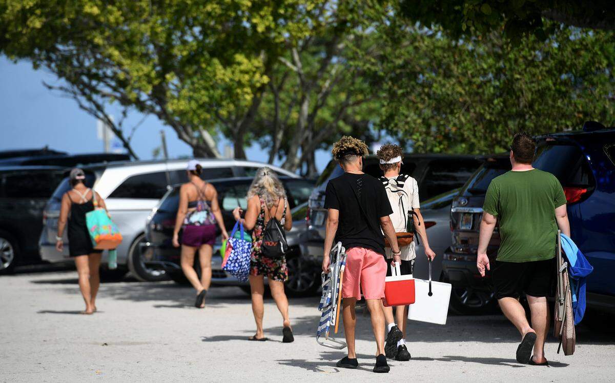 06/07/21--Manatee County staff is working on a proposal to provide water taxi service between Bradenton and Anna Maria Island to relieve the beach parking shortage.