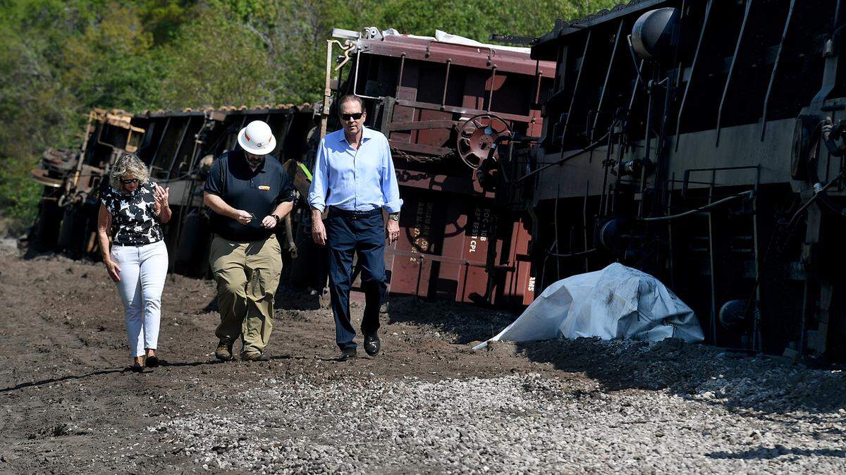 Congressman Vern Buchanan, right, toured the site of a Seminole Gulf Railway derailment with Robert Fay, Executive VP of the railway and Buchanan’s district director, Sally Dionne. The incident occured on Feb. 28th in Manatee County where one of the cars carrying 30,000 gallons of propane came off the tracks and was on its side.